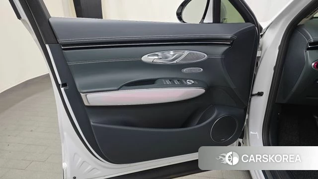 Genesis Electrified GV70 id 4641307 из Кореи 17