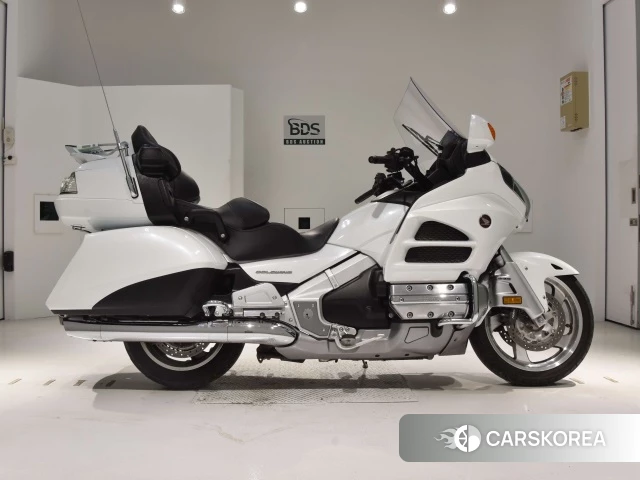 Проданный Honda GL1800 2016 из Японии