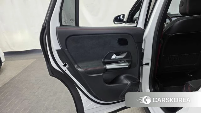 Mercedes-Benz GLA - Class H247 id 4382240 из Кореи 17
