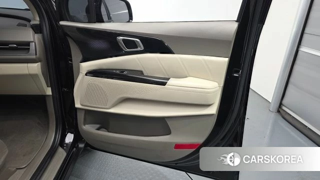 Kia Carnival 4th generation id 4624760 из Кореи 17
