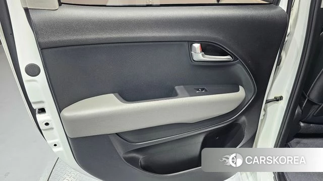 Kia The New Kia Ray id 4602971 из Кореи 17
