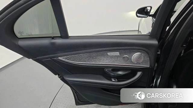 Mercedes-Benz E-Class W213 id 4763974 из Кореи 17