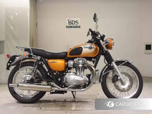 Проданный Kawasaki W800 2011 из Японии