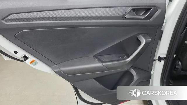 Volkswagen T-Roc id 4361593 из Кореи 17