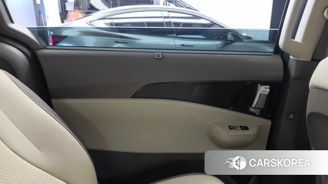 Kia The New Carnival 4th Generation id 4847451 из Кореи 17