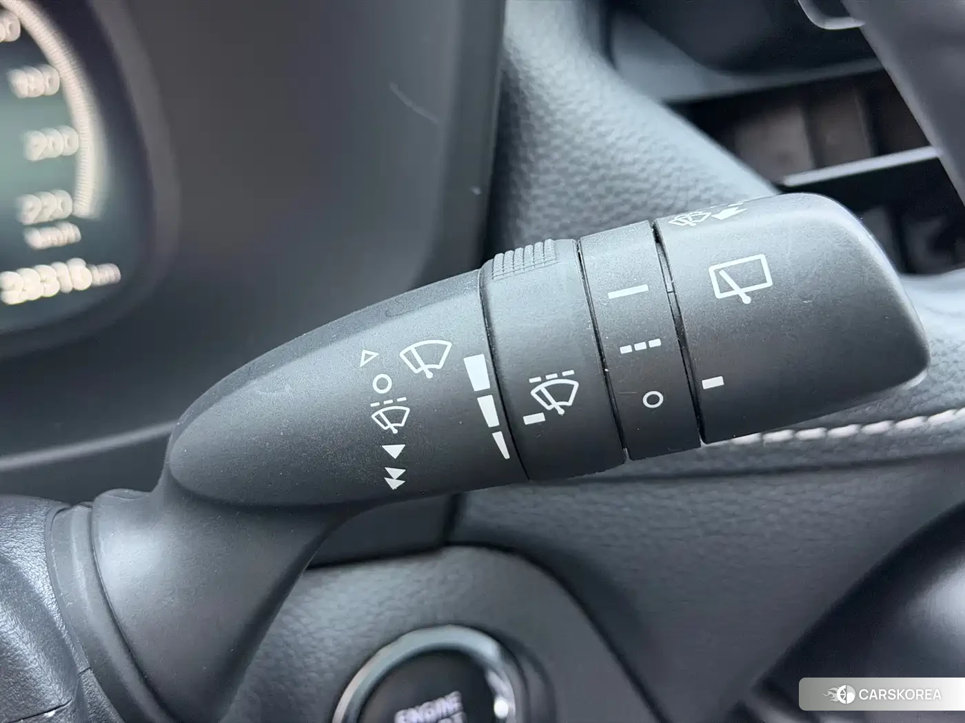 Toyota RAV4 id 4601119 из Китая 17