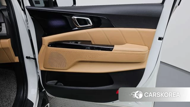 Kia Carnival 4th generation id 4231133 из Кореи 17