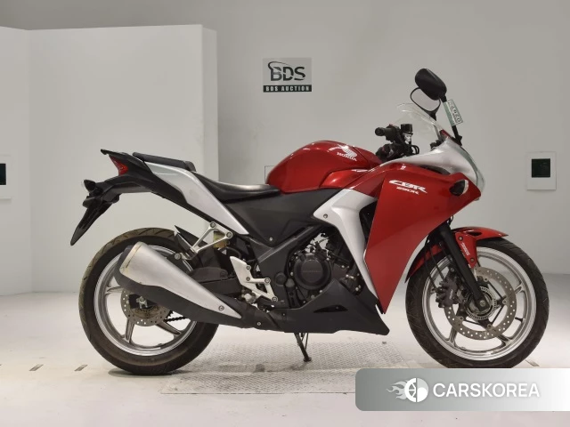 Проданный Honda CBR250R ABS 2011 из Японии, фото 2