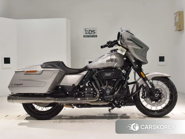 Проданный Harley-Davidson Street Glide FLHXSE1980CVO 2023 из Японии