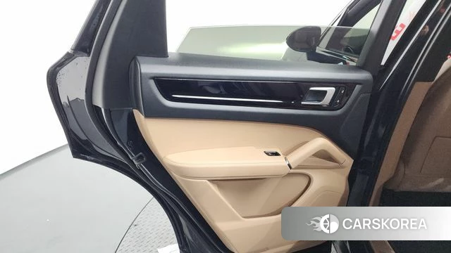 Porsche Cayenne (PO536) id 4356359 из Кореи 17