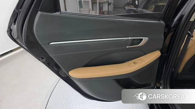 Hyundai Sonata D Edge (DN8) id 4940962 из Кореи 17