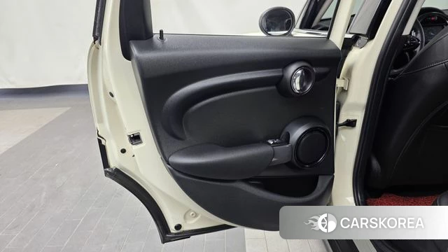 Mini Cooper id 4652312 из Кореи 17