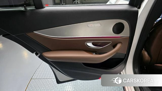 Mercedes-Benz E-Class W213 id 4311035 из Кореи 17