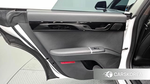 Hyundai Grandeur (GN7) id 4921551 из Кореи 17