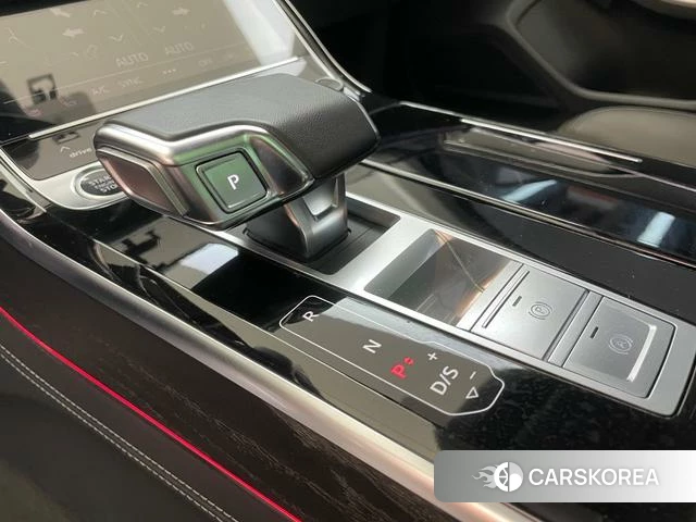 Audi A8 id 4213804 из Китая 17