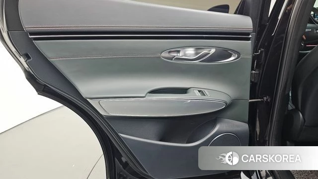 Genesis GV70 id 4224399 из Кореи 17