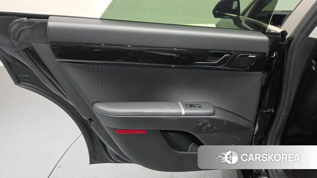 Hyundai Grandeur Hybrid (GN7) id 4186235 из Кореи 17