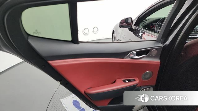 Kia Stinger id 4642531 из Кореи 17