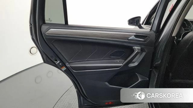 Volkswagen Tiguan Allspace id 4607674 из Кореи 17
