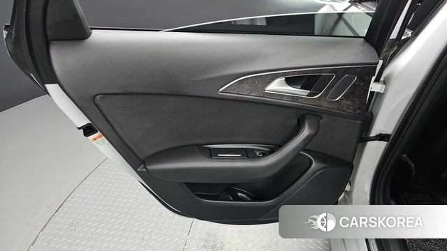 Audi New A6 id 4471592 из Кореи 17