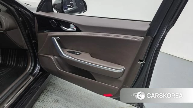 Kia Stinger id 4435870 из Кореи 17