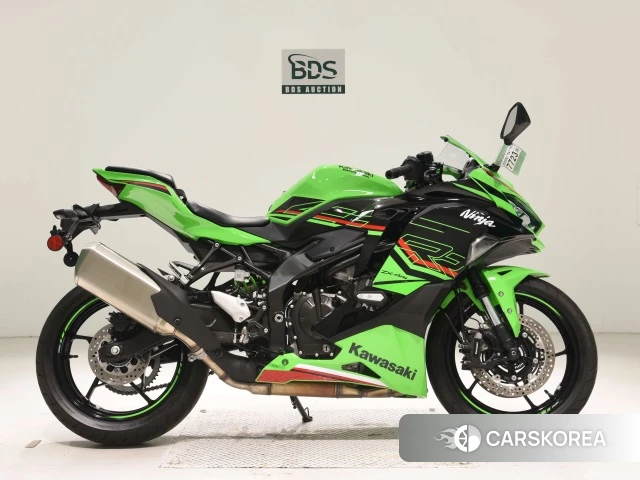 Проданный Kawasaki ZX-4RR 2023 из Японии