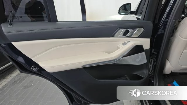 BMW X7 (G07) id 4702331 из Кореи 17