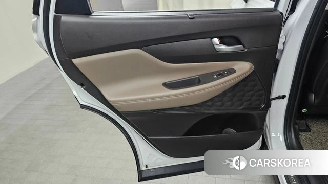 Hyundai Santa Fe TM id 4626235 из Кореи 17