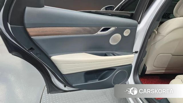Genesis Electrified G80 (RG3) id 4500533 из Кореи 17