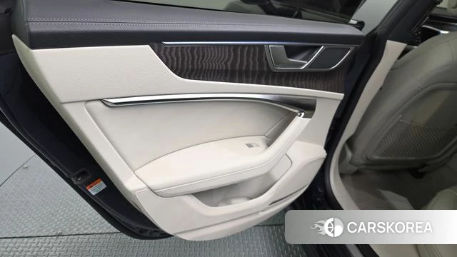 Audi A7 (4K) id 4555013 из Кореи 17