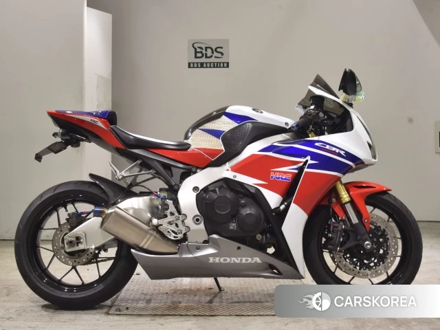 Проданный Honda CBR1000RR 2013 из Японии