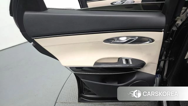 Genesis GV70 id 4898208 из Кореи 17