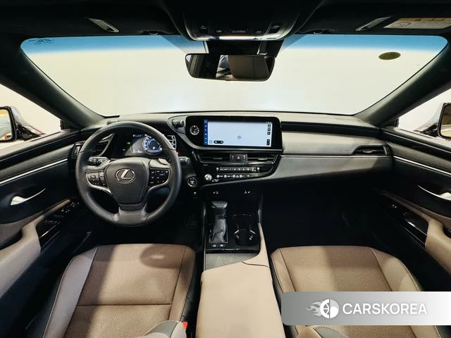 Lexus ES id 4207160 из Китая 17