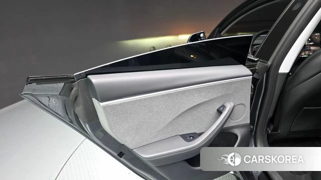 Tesla Model 3 id 4725330 из Кореи 17