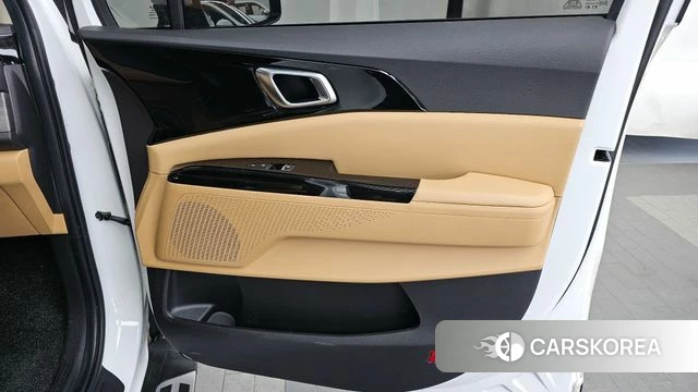 Kia Carnival 4th generation id 4224336 из Кореи 17