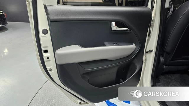 Kia The New Kia Ray id 4281336 из Кореи 17