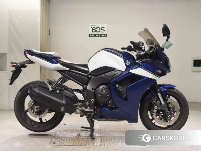 Проданный Yamaha FZ1 FEATHER GT 2013 из Японии