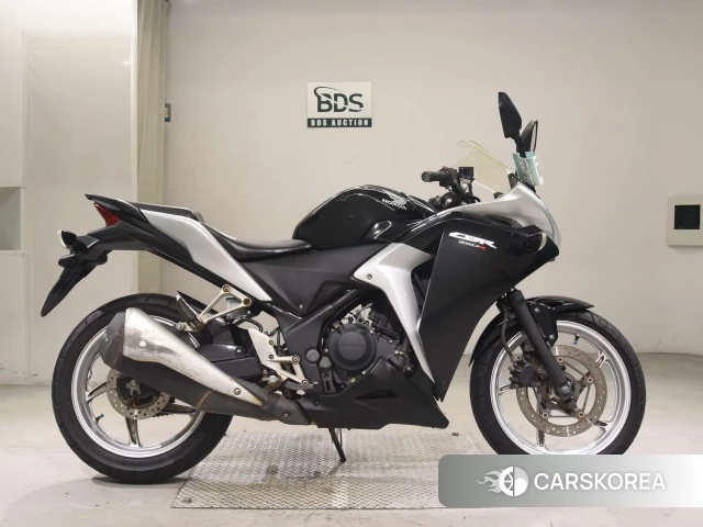 Проданный Honda CBR250R id 4108165 из Японии