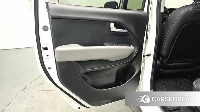 Kia The New Kia Ray id 4249151 из Кореи 17