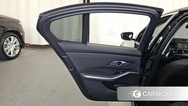 BMW 3 Series (G20) id 4864665 из Кореи 17