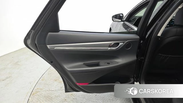 Hyundai The New Grandeur IG Hybrid id 4349823 из Кореи 17
