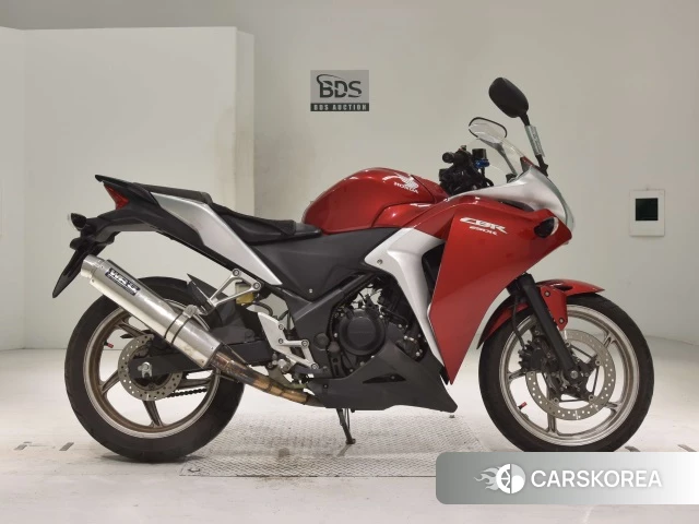 Проданный Honda CBR250R 2011 из Японии, фото 2