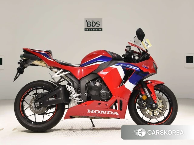 Проданный Honda CBR600RR 2021 из Японии