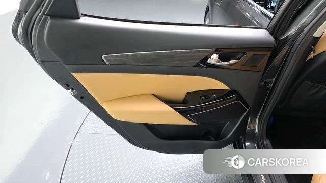 Kia K7 Premier Hybrid id 4495804 из Кореи 17