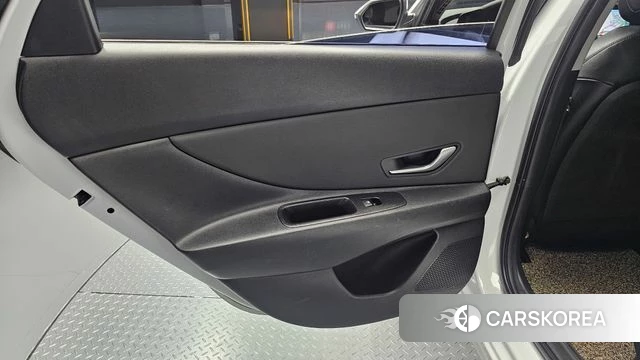 Hyundai Avante Hybrid (CN7) id 4603210 из Кореи 17