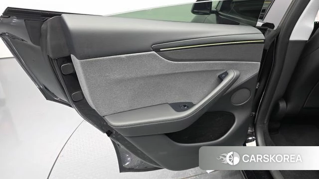 Tesla Model Y id 4853526 из Кореи 17