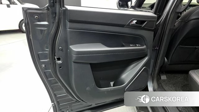 Ssangyong The New Rexton Sports Cannes id 4201579 из Кореи 17