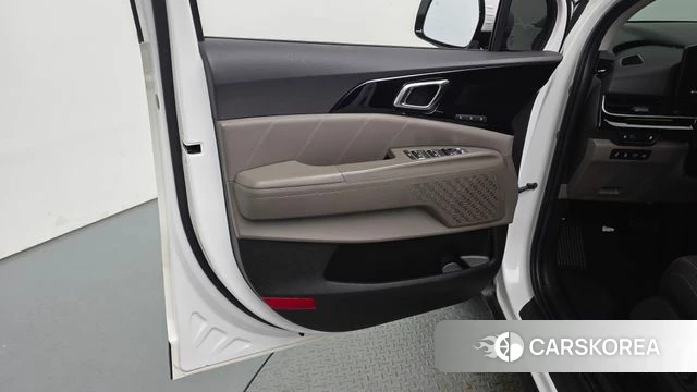 Kia The New Carnival 4th Generation id 4442775 из Кореи 17