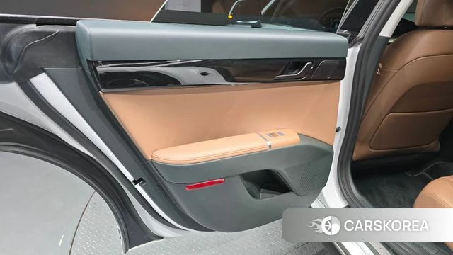 Hyundai Grandeur (GN7) id 4848098 из Кореи 17