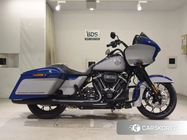 Проданный Harley-Davidson Road Glide FLTRXS1870 2023 из Японии